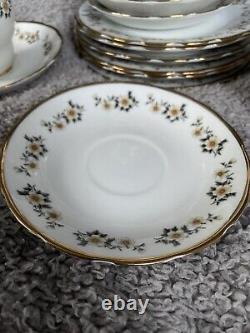 Vintage 1940s White With Flowers & Golden Detail Tea Set Cups Saucers & Plates