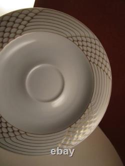 Vintage Hutschenreuther Germany Scala D'Oro Gold Set of 4 Cups & Saucers B