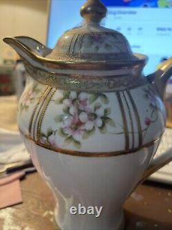 Vintage NIPPON Floral Gold Gilt Embellished Tea Set with 4 cups/saucers VGC