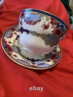 Vintage Queen Elizabeth Cups & saucers 80th birthday and 22kt Gold Pair MINT