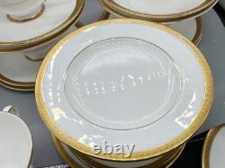 Vintage Royal Doulton Royal Gold Bone China Gilt Teacups Saucers Plate Trio X6