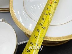 Vintage Royal Doulton Royal Gold Bone China Gilt Teacups Saucers Plate Trio X6