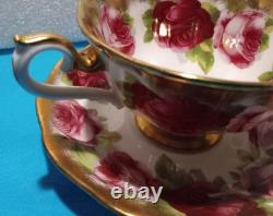 Vtg 2 ROYAL ALBERT HEAVY GOLD Old English Rose TEA CUPS & SAUCERS Treasure Chest