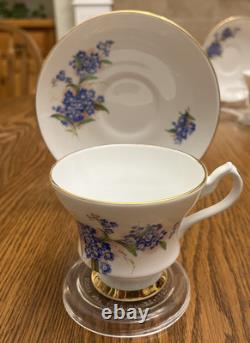 Vtg Consort Fine Bone China England (5) Tea Cups/Saucers Gold Trim Blue Flowers