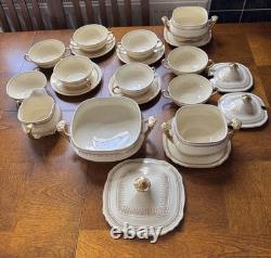 WEDGWOOD Bone China GOLD Pattern 12 Piece Sets Total 21 Pieces (Used) England