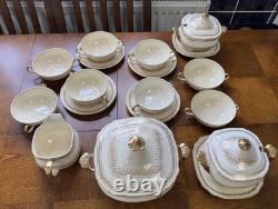 WEDGWOOD Bone China GOLD Pattern 12 Piece Sets Total 21 Pieces (Used) England
