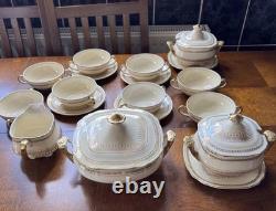 WEDGWOOD Bone China GOLD Pattern 12 Piece Sets Total 21 Pieces (Used) England