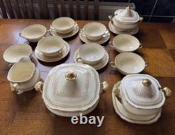 WEDGWOOD Bone China GOLD Pattern 12 Piece Sets Total 21 Pieces (Used) England