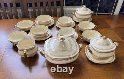 WEDGWOOD Bone China GOLD Pattern 12 Piece Sets Total 21 Pieces (Used) England