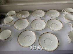 Wedgwood Cavendish Fine Bone China Leigh Shape Footed Cups & Saucers Set 8