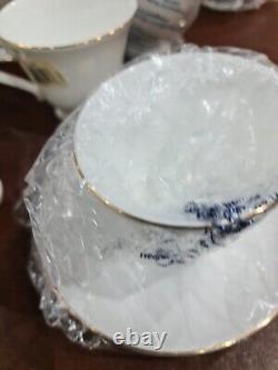 Wedgwood Signet Gold 4 Person Tea Set 1994 NEW Cups Saucers Plates, Tea Pot