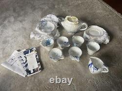 Wedgwood Signet Gold 6 Person Tea Set 1994 96 NEW Cups Saucers Plates Tea Pot