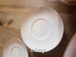 Wedgwood Signet Gold 6no Espresso Cups Vegetable Dish Milk & Sugar All Brand New