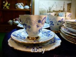 Windsor bone china 6 place 21 piece tea set, blue with gold trim Windsor bone china 6 place 21 piece tea set, blue with gold trim