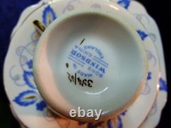 Windsor bone china 6 place 21 piece tea set, blue with gold trim Windsor bone china 6 place 21 piece tea set, blue with gold trim